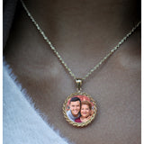 Round Rope Chain Picture Pendant